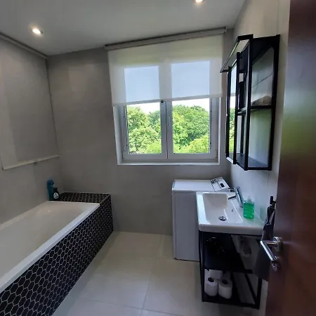 Apartament Utulny V 4