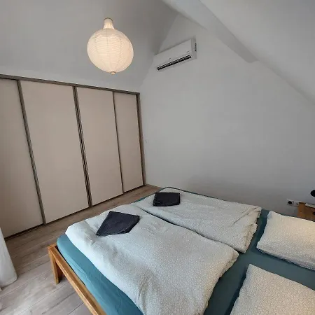 Apartament Utulny V 4 *
