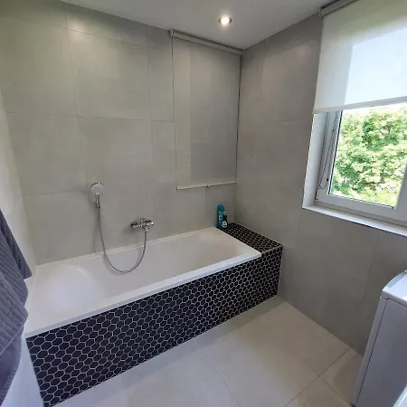 Utulny V 4 Апартаменты *